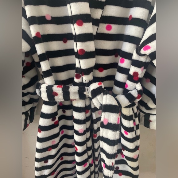 Kate Spade NY Long Sleeve Chenille PlushRobe Confetti Stripe Black White Pink - Picture 2 of 8